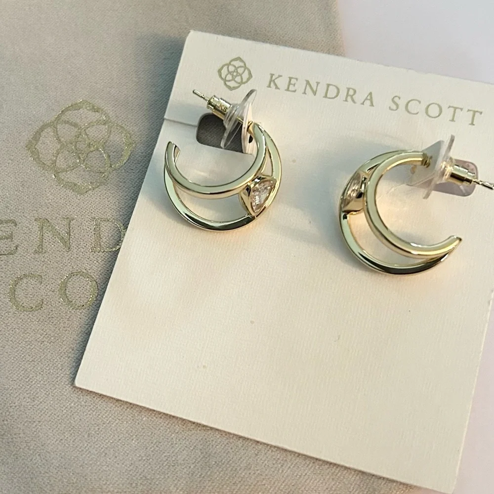 Kareen Scott Arden Huggies Earrings NWT - Picture 1 of 5